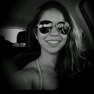 Meet your Posher, Lorena